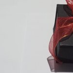 Saat atasan atau bos akan pensiun atau pindah kerja, tentu Anda ingin memberikan hadiah kenang-kenangan yang bisa dijadikan pengingat dan untuk tetap menjalin hubungan baik dengannya. Tak ada salahnya kalau Anda simak tips dan rekomendasinya berikut ini!