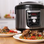 Anda yang gemar memasak pasti tahu betapa pentingnya alat bantu yang dapat memudahkan Anda dalam menghasilkan hidangan lezat. Salah satu alat yang patut dipertimbangkan adalah slow cooker, atau alat masak lambat. Dengan slow cooker terbaik, Anda bisa memasak berbagai hidangan dengan mudah dan praktis.