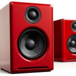 Mendengarkan musik atau menonton film pastinya jadi lebih menyenangkan bila didukung dengan speaker sound system yang mumpuni. Selain cermat membeli produk sound system yang kece, kamu juga perlu menghindari kesalahan saat membeli speaker sound system. Apa saja?