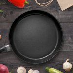 Saat memasak untuk keluarga besar, kamu juga akan membutuhkan wajan yang besar juga. BP-Guide akan merekomendasikan wajan besar terbaik yang untuk menghasilkan masakan yang bisa menggugah selera makan orang-orang tercinta. Yuk, simak dalam artikel berikut!