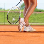 Sesuaikan jenis sepatu dengan jenis olahraga yang akan kamu lakukan. Untuk kamu yang sedang hobi tenis, gunakan sepatu khusus tenis supaya bisa menunjang performa di lapangan, ya. Intip yuk sederet rekomendasi sepatu tenis dari kami!