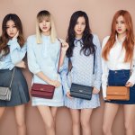 Sebagai penggemar sejatinya Blackpink tentunya kamu juga ingin tampil fashionable ala personel Blackpink, dong? Bisa kok! Kamu bisa mendapatkan berbagai item fashion Blackpink di Fashion Chingu dan berikut rekomendasi fashion item Blackpink pilihan BP-Guide!