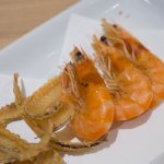 Keripik memang paling menggoda untuk disantap kala senggang. Salah satu yang populer adalah keripik udang. Terbuat dari udang asli, rasanya gurih dan sedap. Cek bersama ya rekomendasi keripik udang yang enak!