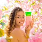 Menggunakan conditioner sangat penting bila Anda ingin rambut Anda tetap indah dan sehat. Conditioner tentunya melengkapi perawatan rambut lebih baik ketimbang hanya menggunakan sampo. Berikut ini, BP-Guide akan mengulas dan memberikan rekomendasi conditioner rambut terbaik yang bisa Anda pertimbangkan.