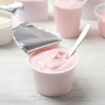 Yoghurt adalah salah satu minuman sehat yang kini banyak dikonsumsi. Jika kamu gemar mengonsumsi yoghurt, kamu bisa coba menikmati produk yoghurt kemasan dan resep minuman yoghurt yang segar rekomendasi BP-Guide berikut!