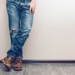 Celana jeans tak pernah lekang oleh waktu. Bahkan terus mengalami inovasi mengikuti perkembangan zaman dan tren. Di antara pilihan celana jeans yang ada saat ini, ada celana jeans Nudie yang bisa bikin tampilan kamu makin keren.