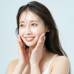 Selamat datang, Anda akan memasuki dunia kecantikan yang memukau dengan Scarlett Whitening. Produk inovatif ini dirancang khusus untuk memberikan Anda kulit putih dan bersinar seperti permata yang memikat hati setiap orang.

