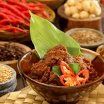 Daging adalah salah satu bahan makanan yang paling populer di kalangan masyarakat Indonesia. Berbagai jenis masakan daging tidak pernah sepi peminat. Kamu ingin berkreasi dengan daging di dapurmu sendiri? Ikuti saja rekomendasi resep masakan daging dari BP-Guide dalam artikel ini.