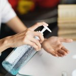 Di masa pandemi seperti sekarang ini, kesehatan dan kebersihan tubuh perlu dijaga. Jangan lupa membawa hand sanitizer kemana saja. Anda bisa cek hal-hal yang wajib diketahui sebelum membeli hand sanitizer bersama kami di BP-Guide agar tak salah membeli produk!