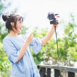 Momen berharga sayang rasanya jika hilang begitu saja. Meskipun bisa diabadikan dengan ponsel, tetapi akan lebih maksimal menggunakan kamera. Saat ini kamera mirrorless juga banyak digemari karena bentuknya yang simpel dan lebih praktis. Simak kamera apa saja yang bisa menjadi pilihan kamu. 