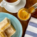 Selai srikaya adalah salah satu olesan favorit sebagai teman sarapan bersama roti. Cita rasanya yang legit tentu membuat Anda semakin bersemangat dalam memulai hari. Berikut adalah 10 rekomendasi selai srikaya yang mudah dibeli secara online.