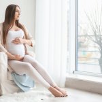 Kehamilan tidak hanya menjadi momen yang menyenangkan, tetapi juga menegangkan. Persiapkan semua yang dibutuhkan agar jadi lancar, seperti celana hamil misalnya.