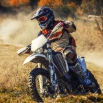 Kendaraan bermotor sudah menjadi salah satu kendaraan utama yang banyak digunakan di Indonesia. Untuk melengkapi keamanan dan penampilan saat membaawa motor, kamu bisa memilih helm cakil yang punya desain khas dan pilihan warna yang keren. Yuk, cek dulu berbagai rekomendasi helm cakil dari BP-Guide!