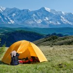 Berlibur dengan menjelajahi alam bebas seperti mendaki gunung tentunya memberikan sensasi yang begitu berbeda dan mengesankan. Namun, untuk camping, Anda membutuhkan tenda yang kuat dan terbaik, bukan? Berikut tips dan rekomendasi dari BP-Guide untuk Anda yang sedang mencari tenda terbaik untuk perjalanan Anda.
