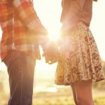 彼女と付き合い始めて1年になる一年記念日には、「これからもよろしく」という気持ちも込めて愛情の伝わるプレゼントを贈りましょう。今回は、webアンケート調査などをもとに女性が喜ぶギフトを厳選しました。おすすめの商品のランキングに加えて上手な選び方も解説しているので、彼女との絆をさらに深めたい方は必見です！