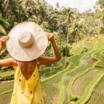 Libur akhir tahun akan segera tiba. Bagi Anda yang ingin ke Bali, namun bosan dengan suasana pantai, liburan agrowisata mungkin bisa menjadi pilihan. Ini dia 10 rekomendasi tempat liburan agrowisata Bali yang cocok untuk dikunjungi bersama keluarga.