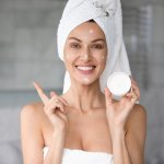 From teenagers, young  adults to climacteric ladies, here are some proven remedies to help with acne prone skin. Acne may start to appear at any time and due to a number of reasons. Maintaining your skin need not be such a chore as below are some reasons why acne appears, some remedies and tips to help maintain your skin. Also the best night creams for acne prone skin have been detailed below to help avert acne.