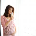 Selama masa kehamilan, penting bagi Anda untuk mendapatkan asupan nutrisi yang cukup dan seimbang. Salah satu cara yang efektif adalah dengan mengonsumsi susu khusus untuk ibu hamil.

