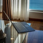 Gợi ý 10 loại laptop siêu nhỏ gọn đáng mua (năm 2021)