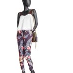 Alat peraga atau manekin adalah hal yang wajib ada di setiap toko yang menawarkan produk baju dan aksesori lainnya. Manekin tentu akan menunjukkan kesan nyata dan membantu pembeli untuk membayangkan bagaimana kalau dia memakai baju atau aksesori tersebut. Nah, BP-Guide akan memberimu tips dan rekomendasi yang cocok untuk mencari dan membeli manekin yang cocok untuk penjualan atau aktivitas kamu yang lain.