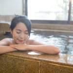 Sedang merencanakan untuk berlibur ke Jepang? Ada banyak yang bisa Anda kunjungi di Jepang, dan terpenting adalah Onsen, alias tempat pemandian air panas. Ingin tahu rekomendasi tempat pemandian air panas ternama di Jepang? Simak ulasan BP-Guide berikut ini, yah.