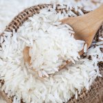 Beras memang menjadi makanan pokok orang Indonesia. Sebagai makanan utama, kita sebaiknya mengenal aneka jenis beras yang ada. Dengan begini, kita bisa memilih dan memilah mana beras yang cocok untuk menunjang kesehatan dan memenuhi kebutuhan pangan harian kamu. Simak berbagai jenis beras berdasarkan warnanya. Cek juga rekomendasi beras terbaik untuk kamu konsumsi!