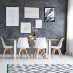 Dapatkan quality time bersama keluarga dengan menghadirkan set meja kursi makan. Di tempat ini Anda bisa mengakrabkan diri dengan seluruh anggota keluarga. Cek segera rekomendasinya ya!