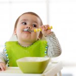 MPASI memberikan nutrisi yang diperlukan untuk tumbuh kembang bayi yang sehat dan kuat. Dengan memberikan MPASI yang tepat, bayi dapat mempelajari rasa makanan yang beragam dan membangun kebiasaan makan yang sehat.