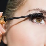 Although many people consider clear mascaras to be of little use, they actually are the unsung heroes of the makeup industry. This article, with its buying guide and list of top clear mascaras in India, aims to help you choose the best one.