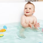 Not all babies love their bath times. Some of them aren’t fond of the water, and more than often, a few of the bath toys can do a great job in getting them into the tub. Bath toys are an effortless way of converting shouting and crying during the bath time to a time filled with fun, giggles, and laughter. Also, it is quite easy to make these at home. In this post, we bring you some easy examples of making bath toys at home with 10 fun and cute bath toys you can buy online.