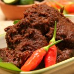 Setiap negara memiliki cara pengolahan daging yang berbeda. Kalau di Indonesia sendiri salah satu makanan olahan daging yang mendunia adalah rendang. Cita rasanya yang khas membuat namanya dikenal hingga ke mancanegara. Berikut beberapa olahan daging yang populer di dunia berikut cara pengolahannya. 