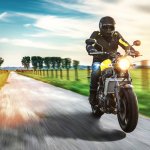 Berkendara dengan motor yang memiliki performa sempurna akan menjamin kenyamanan selama di perjalanan. Motor 1000cc bisa menjawab kebutuhan tersebut. Selain performanya, banyak motor 1000cc yang memiliki penampilan menawan. Yuk, intip deretan motor 1000cc yang ada dalam artikel ini! 