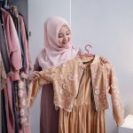 Gamis biasanya menjadi pakaian yang diburu oleh para wanita menjelang ramadhan dan lebaran. Terdapat banyak sekali model gamis dari berbagai merek yang ada di Indonesia. Kali ini akan dijelaskan beberapa rekomendasi gamis wanita untuk lebaran 2023.