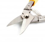 Gunting baja ringan adalah alat konstruksi yang wajib kamu miliki di rumah. Tidak hanya untuk pekerja bangunan, gunting ini juga bermanfaat untuk kebutuhan rumah tangga sehari-hari seperti menggunting kawat atau seng. Yuk, simak rekomendasi gunting baja ringan terbaik dari BP-Guide berikut ini.