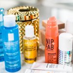 Ada banyak cara menghilangkan bekas jerawat. Salah satunya adalah dengan menggunakan produk yang sudah terbukti aman dan hasilnya nyata. Dalam artikel ini, BP-Guide akan memberikan rekomendasi produk untuk menghilangkan bekas jerawat yang bisa kamu pilih sesuai kebutuhan kulitmu.