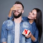There are plenty of times when you are totally confused about what to give to your loved one. Here is a ready list of gifts that you can give your boyfriend on any occasion - his birthday, graduation or new job, and even a few romantic ones you'd like to save for an anniversary or Valentine's Day. Also read our list of what not to gift your man!