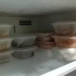 Freezer sangat dibutuhkan untuk penyimpanan barang atau bahan makanan dalam jumlah banyak dan butuh suhu beku yang stabil. Makanan atau minuman beku juga sangat membutuhkan freezer khusus karena kulkas biasanya hanya menyediakan freezer dalam jumlah kecil. Sedang mencari freezer terbaik? Simak dulu ulasannya dari BP-Guide berikut ini.