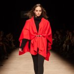 Memakai baju dilengkapi dengan aksesories bermerek tentu bisa jadi kebanggaan tersendiri dan menimbulkan kepercayaan diri. Cek beberapa merek yang dikenal sebagai produsen busana paling mahal di dunia ini, yuk!