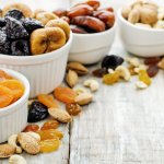 Bingung memilih buah tangan dari Tanah Suci? Anda bisa pilih aneka buah kering sebagai oleh-oleh yang anti mainstream. Simak rekomendasinya dari kami!