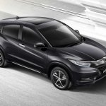 Tak semua oli yang beredar di pasaran punya kualitas yang baik bagi mesin kendaraan Anda. Cek rekomendasi oli mobil yang bagus di sini!