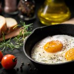 Telur adalah makanan bergizi tinggi yang kaya protein. Rasanya yang lezat membuat telur dapat diolah menjadi berbagai macam jenis makanan lho. BP-Guide akan memberikan resep makanan dari telur yang lezat dan mudah dibuat. Yuk, simak dan ikuti!