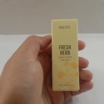 Usia 30 tahun bikin kita jadi mulai was-was. Ada banyak kerutan halus dan kulit juga tampak lebih kering. Segera selamatkan kulitmu dari penuaan dini dengan memakai skincare anti aging untuk usia 30 tahun. Simak skincare apa saja yang kamu butuhkan dan cek rekomendasinya bersama kami!