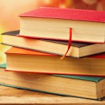 Membaca jadi salah satu hobi yang ditekuni banyak orang. Tidak mengherankan karena selain membuka wawasan baru, buku fiksi berkualitas juga seru untuk dibaca kapan pun bahkan setelah beberapa dekade berlalu. Buku fiksi dengan plot serta premis cemerlang memang cenderung menggugah dan tak membosankan meski dibaca berulang kali. Berikut referensi buku fiksi asyik yang bisa dibaca di waktu luang kamu.