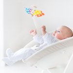 Kursi bayi goyang adalah perlengkapan yang bisa membantu orang tua mengasuh dan menjaga si kecil. Selain itu, kursi bayi goyang juga punya banyak manfaat lho. Simak rekomendasi produk terbaiknya dalam artikel BP-Guide berikut ini.