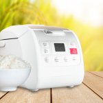 Anda yang mencari solusi cerdas dalam memasak nasi pasti akan terpikat dengan kehebatan rice cooker digital. Mari kita jelajahi bersama bagaimana inovasi ini tidak hanya memberikan kemudahan, tetapi juga memberikan kontrol presisi dalam setiap proses memasak nasi.

