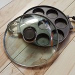 Ibu mertua adalah sosok yang penting dalam hidup kita. Jangan sampai bermusuhan atau berselisih dengan ibu mertua. Selalu hormati dan hargai ibu mertua karena berkat beliau juga suamimu ada di dunia ini. Nah, sayangi ibu mertua dan tunjukkan perhatian dengan memberikan hadiah saat ulang tahun beliau. Cek rekomendasi hadiah dari kami!