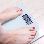 Menjaga berat badan dalam angka yang ideal merupakan salah satu cara untuk memastikan tubuh tetap sehat. Timbangan digital tidak hanya bisa mengukur berat badan, tetapi juga bisa mengukur kadar lemak yang ada dalam tubuh. Dalam artikel ini, BP-Guide akan memberikan rekomendasi produk terbaiknya untuk Anda.
