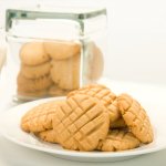 Kalau umumnya toples kue kering berbentuk bundar, yang satu ini beda. Agar kamu semakin menikmati kuemu dan menyantapnya dengan lezat, yuk miliki toples kue kering kotak yang akan direkomendasikan BP-Guide berikut ini. Tidak hanya cantik, pastinya juga sangat serbaguna.