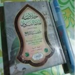 Ibadah umroh adalah perjalanan spiritual yang dinanti-nanti seperti ibadah haji. Mengingat lokasi yang tidak dekat serta kegiatan ibadah yang padat, ada beberapa hal yang harus Anda siapkan sebelum berangkat ke Tanah Suci. Buatlah daftar supaya tidak ada barang atau hal penting lain yang tertinggal. Untuk membantu Anda, kami sudah menyiapkan beberapa daftar peralatan umroh yang sebaiknya dibawa berikut ini.