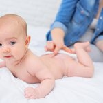 Apakah Anda sedang menghadapi masalah ruam popok pada bayi Anda? Jangan khawatir! Kami memiliki solusinya. Dengan menggunakan salep ruam popok yang efektif, Anda dapat memberikan perlindungan dan perawatan optimal bagi kulit sensitif bayi Anda.